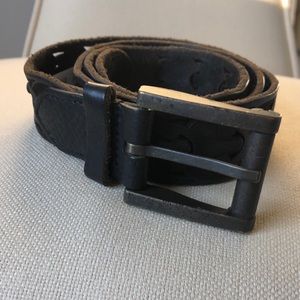 Johnston and Murphy men’s belt